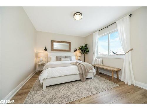 4 Griffiths Avenue, Cambridge, ON - Indoor Photo Showing Bedroom
