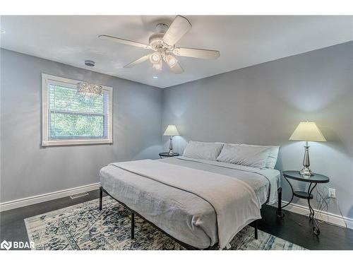 280 Private Street, Gravenhurst, ON - Indoor Photo Showing Bedroom