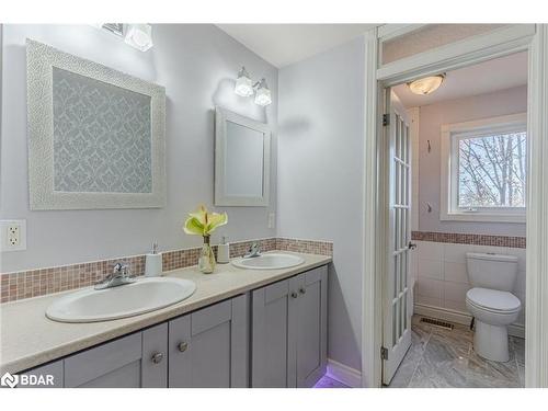 280 Private Street, Gravenhurst, ON - Indoor Photo Showing Bathroom