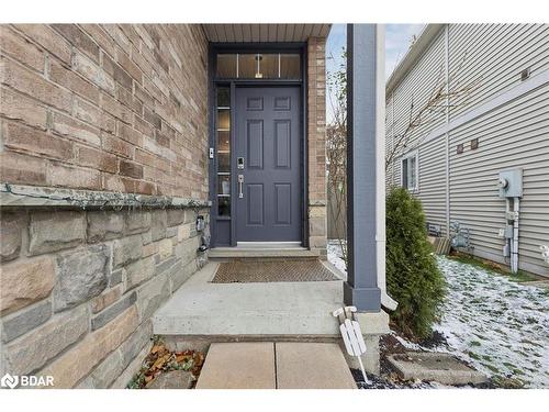 1427 Treeland Street, Burlington, ON - Outdoor