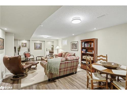 29-37 Brookside Terrace, Smith-Ennismore, ON - Indoor