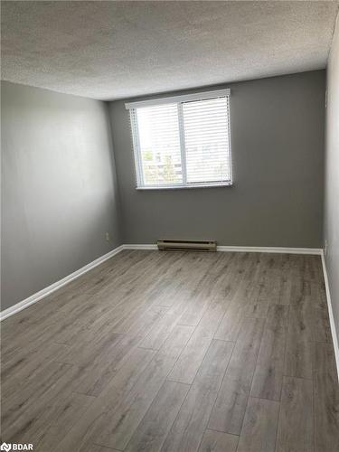 508-75 Ellen Street, Barrie, ON - Indoor Photo Showing Other Room