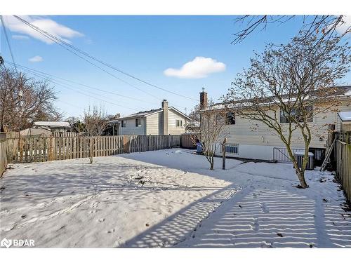 18 Fairway Drive, Hamilton, ON - Outdoor