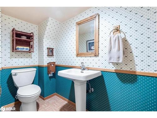1587 Muir Road, Mississauga, ON - Indoor Photo Showing Bathroom