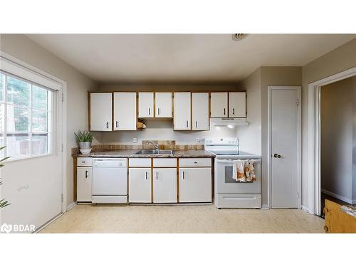 167 Little Avenue, Barrie, ON - Indoor Photo Showing Kitchen With Double Sink