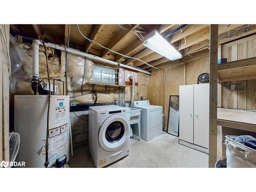 167 Little Avenue, Barrie, ON - Indoor Photo Showing Laundry Room