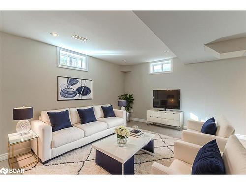 29 Brookwood Drive, Barrie, ON - Indoor