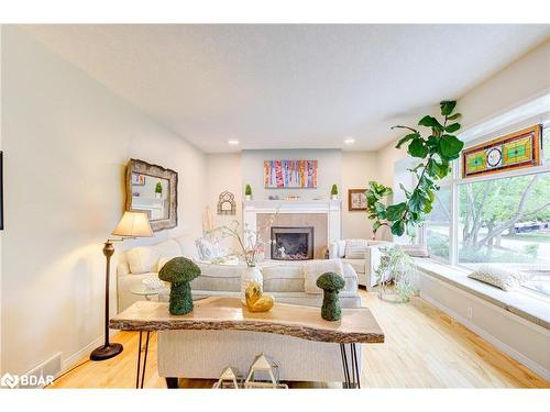 83 Inwood Crescent, Kitchener, ON - Indoor Photo Showing Living Room With Fireplace