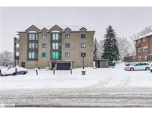301-21 George Street, Aurora, ON - Outdoor With Facade