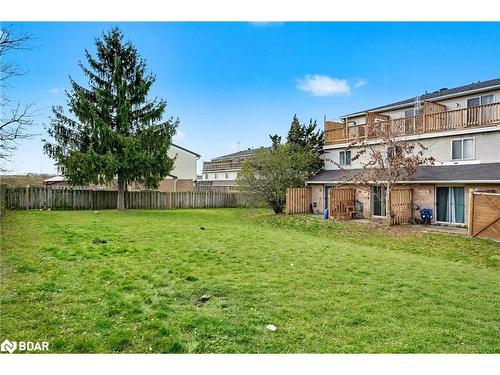 37-67 Valleyview Road, Kitchener, ON - Outdoor