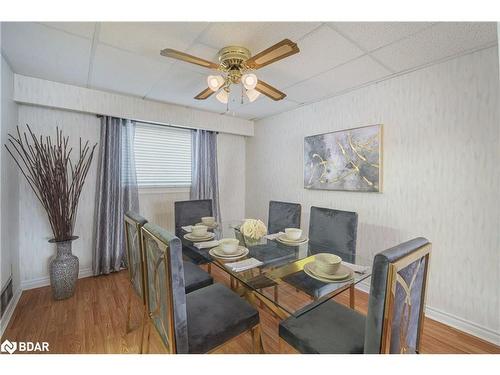 40 Joycelyn Drive, Mississauga, ON - Indoor Photo Showing Dining Room