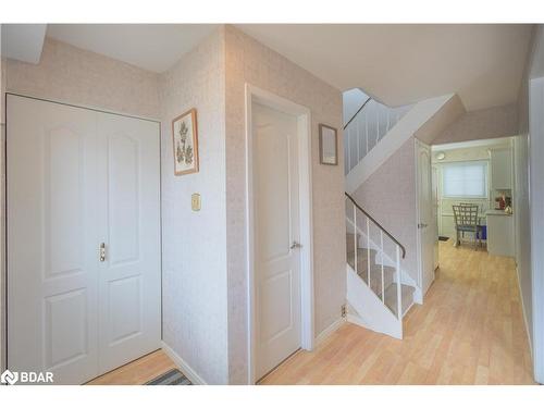 40 Joycelyn Drive, Mississauga, ON - Indoor Photo Showing Other Room