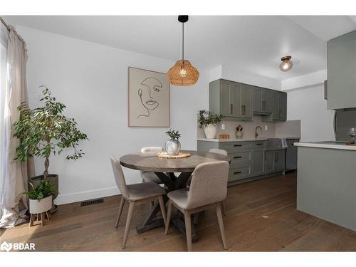 1431 Rankin Way, Innisfil, ON - Indoor Photo Showing Dining Room