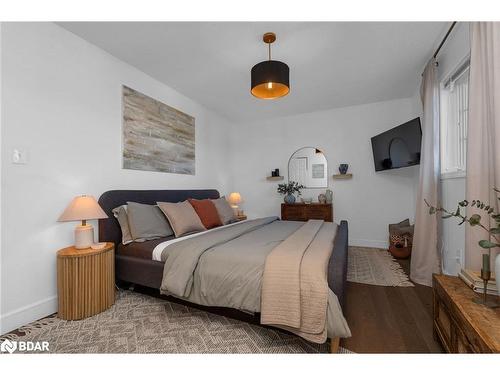 1431 Rankin Way, Innisfil, ON - Indoor Photo Showing Bedroom