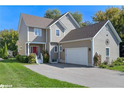 995 Chapman Street, Bell Ewart, ON - Outdoor With Facade