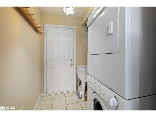 22-130 Robert Street, Milton, ON - Indoor Photo Showing Laundry Room