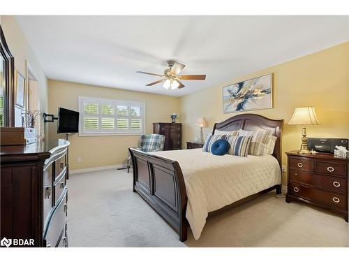 22-130 Robert Street, Milton, ON - Indoor Photo Showing Bedroom