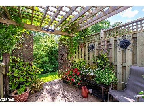 22-130 Robert Street, Milton, ON - Outdoor