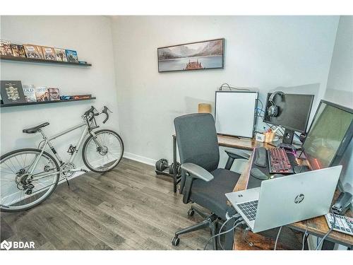 323-5317 Upper Middle Road, Burlington, ON - Indoor Photo Showing Office