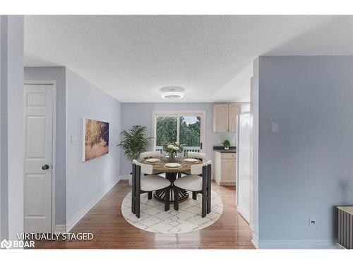 3 Comforts Cove, Innisfil, ON - Indoor Photo Showing Other Room