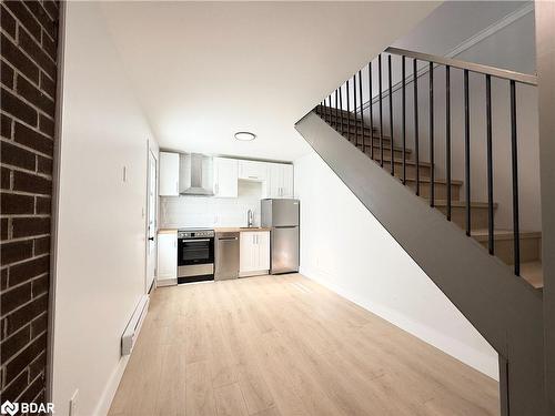 13-372 Darling Street, Brantford, ON - Indoor