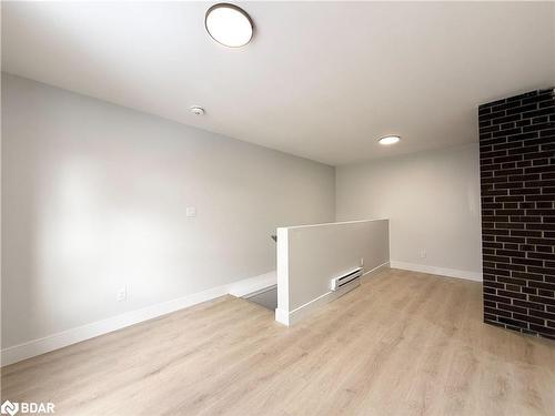 13-372 Darling Street, Brantford, ON - Indoor Photo Showing Other Room