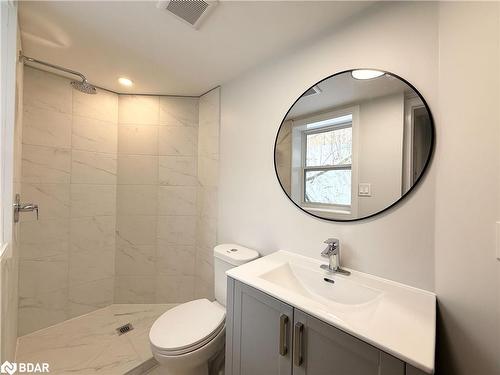 13-372 Darling Street, Brantford, ON - Indoor Photo Showing Bathroom