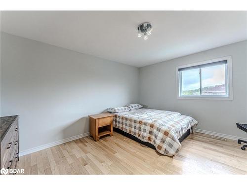 66 Raquel Street, Barrie, ON - Indoor Photo Showing Bedroom