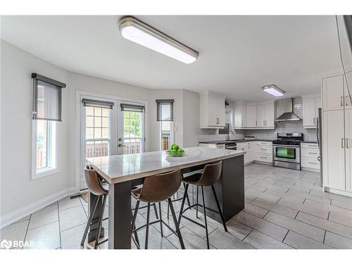 66 Raquel Street, Barrie, ON - Indoor