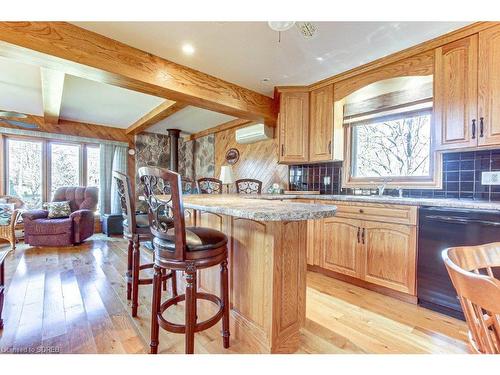 356 Cedar Drive, Turkey Point, ON - Indoor Photo Showing Kitchen