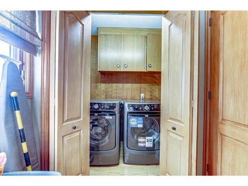 356 Cedar Drive, Turkey Point, ON - Indoor Photo Showing Laundry Room