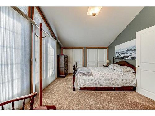 356 Cedar Drive, Turkey Point, ON - Indoor Photo Showing Bedroom