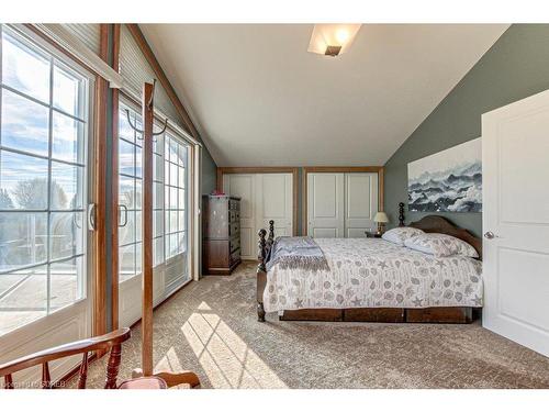 356 Cedar Drive, Turkey Point, ON - Indoor Photo Showing Bedroom