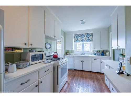 203 Grace Street, Port Dover, ON - Indoor Photo Showing Kitchen With Double Sink