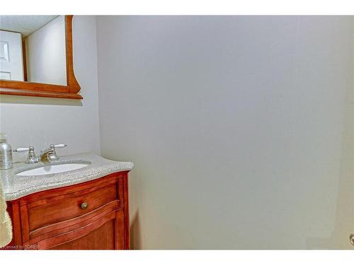 982 59 Highway, Port Rowan, ON - Indoor Photo Showing Bathroom