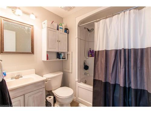 20-230 Richardson Drive, Port Dover, ON - Indoor Photo Showing Bathroom