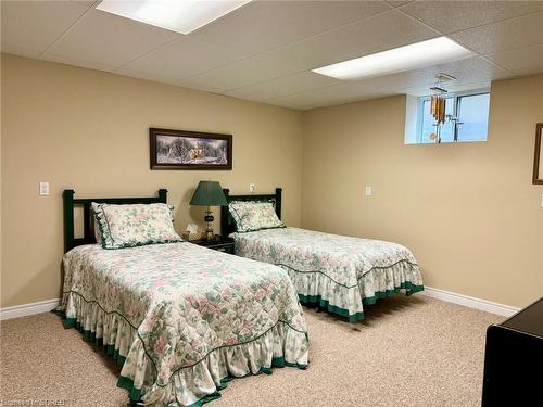 5 Hunter Drive S, Port Rowan, ON - Indoor Photo Showing Bedroom