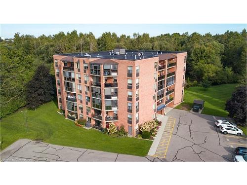 405-17 Mill Pond Court, Simcoe, ON - Outdoor