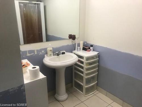 359 Hwy 24, St. Williams, ON - Indoor Photo Showing Bathroom
