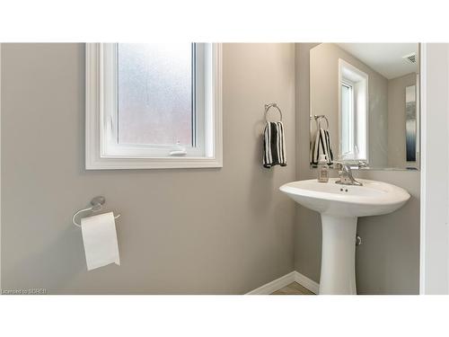 193 Woodway Trail, Simcoe, ON - Indoor Photo Showing Bathroom