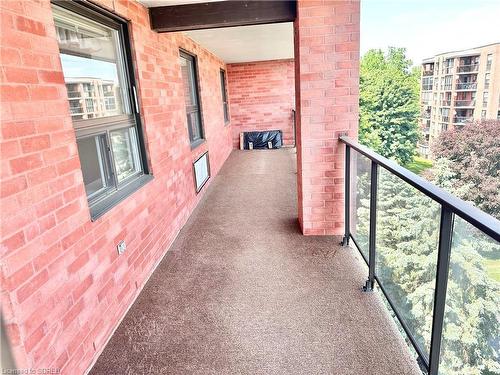 605-11 Mill Pond Court, Simcoe, ON - Outdoor With Balcony With Exterior
