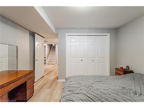 8-615 Nelson Street W, Port Dover, ON - Indoor Photo Showing Bedroom