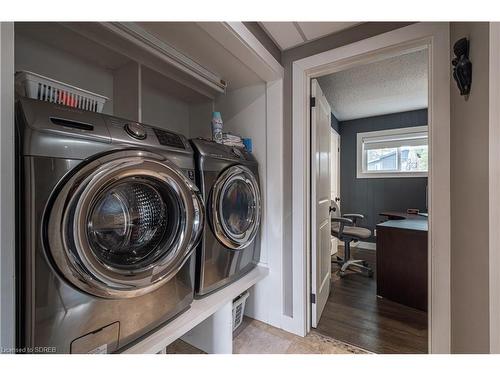 26 Summerhaven Crescent, Selkirk, ON - Indoor Photo Showing Laundry Room