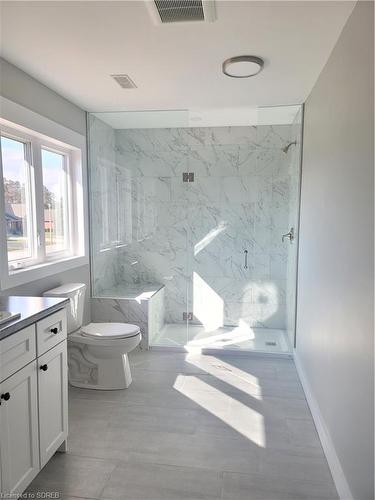 7A Yeager Avenue, Simcoe, ON - Indoor Photo Showing Bathroom