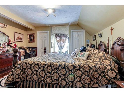 158 Townline Street, St. Williams, ON - Indoor Photo Showing Bedroom