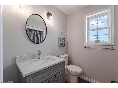 883 Lynedoch Road, Simcoe, ON - Indoor Photo Showing Bathroom