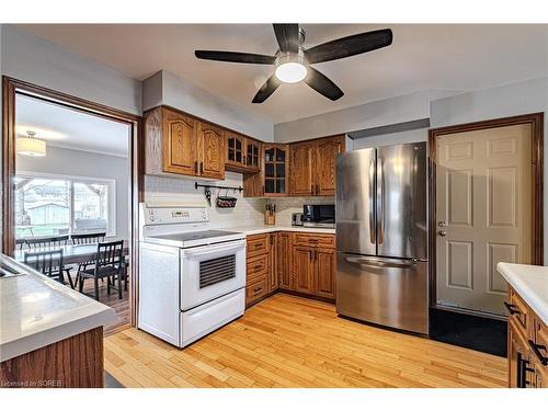 27 Carman Street, Norwich, ON - Indoor Photo Showing Kitchen