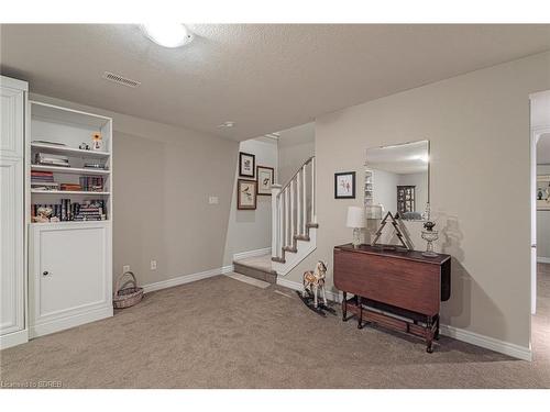 5 Trinity Lane, Waterford, ON - Indoor Photo Showing Other Room