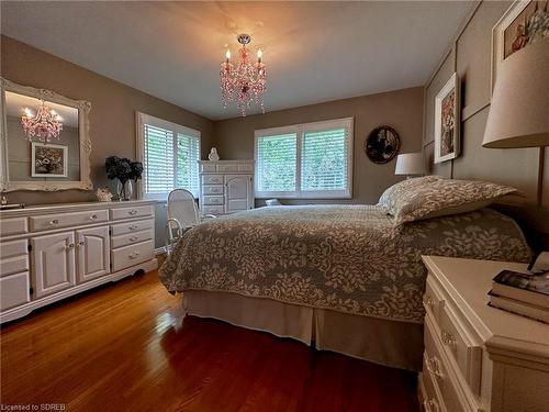 30 Sunninghill Drive, Port Dover, ON - Indoor Photo Showing Bedroom