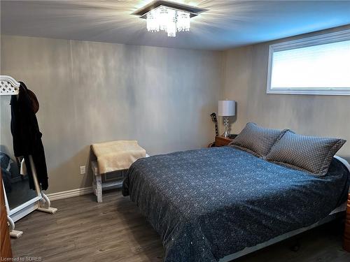 30 Sunninghill Drive, Port Dover, ON - Indoor Photo Showing Bedroom